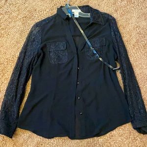 LACE LONG SLEEVE BUTTON UP